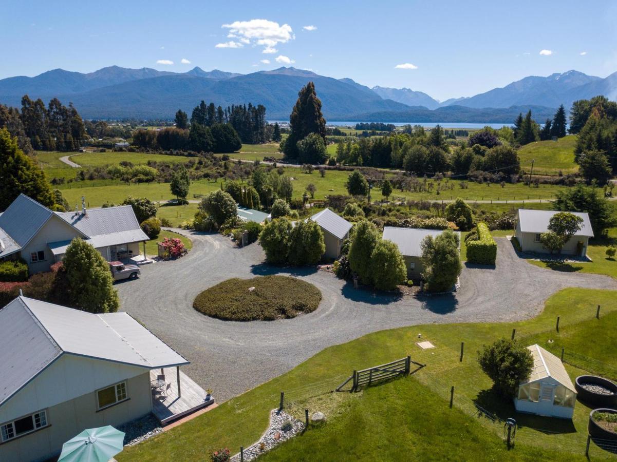 Blue Thistle Cottages Te Anau Eksteriør bilde