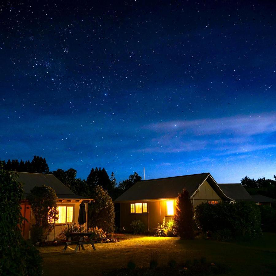 Blue Thistle Cottages Te Anau Eksteriør bilde