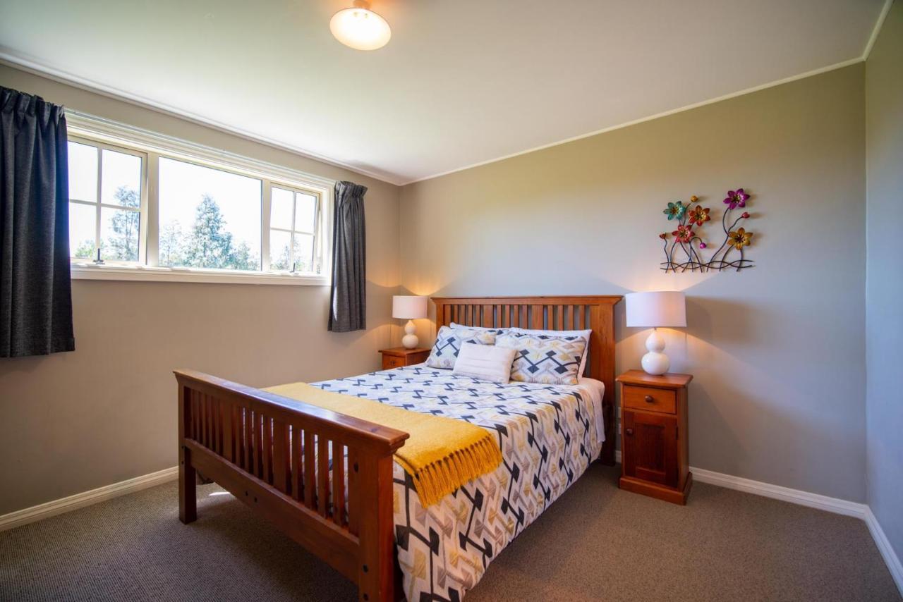 Blue Thistle Cottages Te Anau Eksteriør bilde